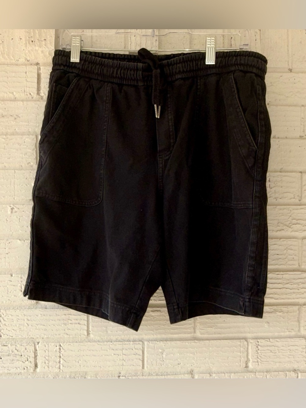 Athleta Black Bermuda Shorts Drawstring Waist Pockets  Size 10